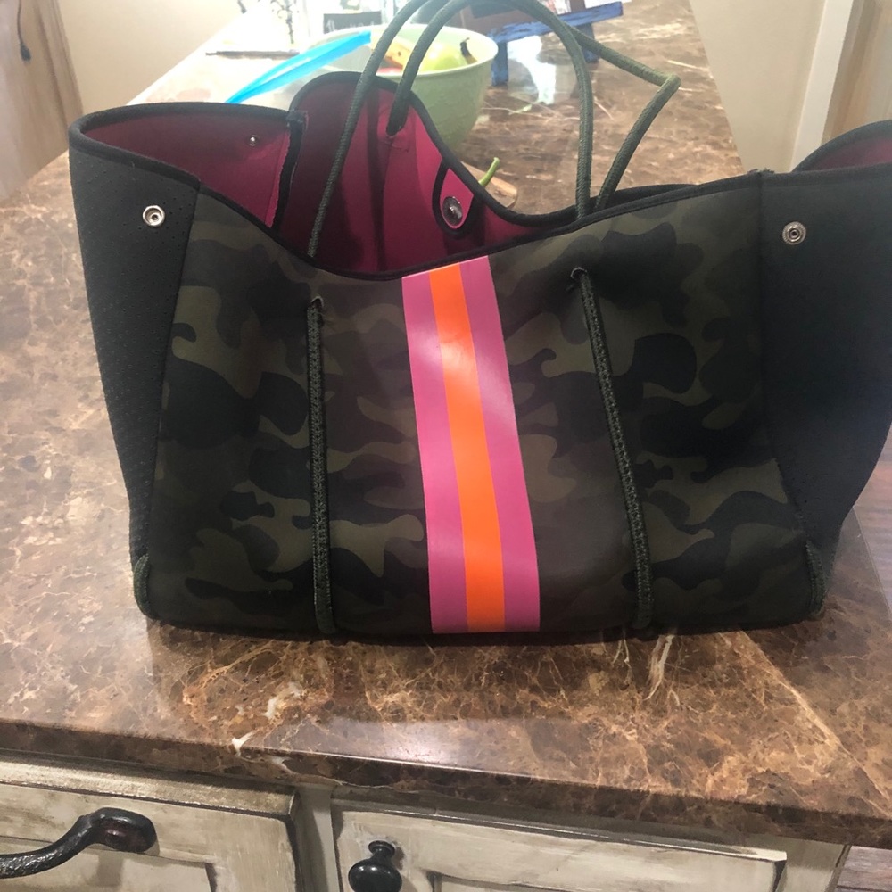 Neoprene Camo with hot pink stripe bag